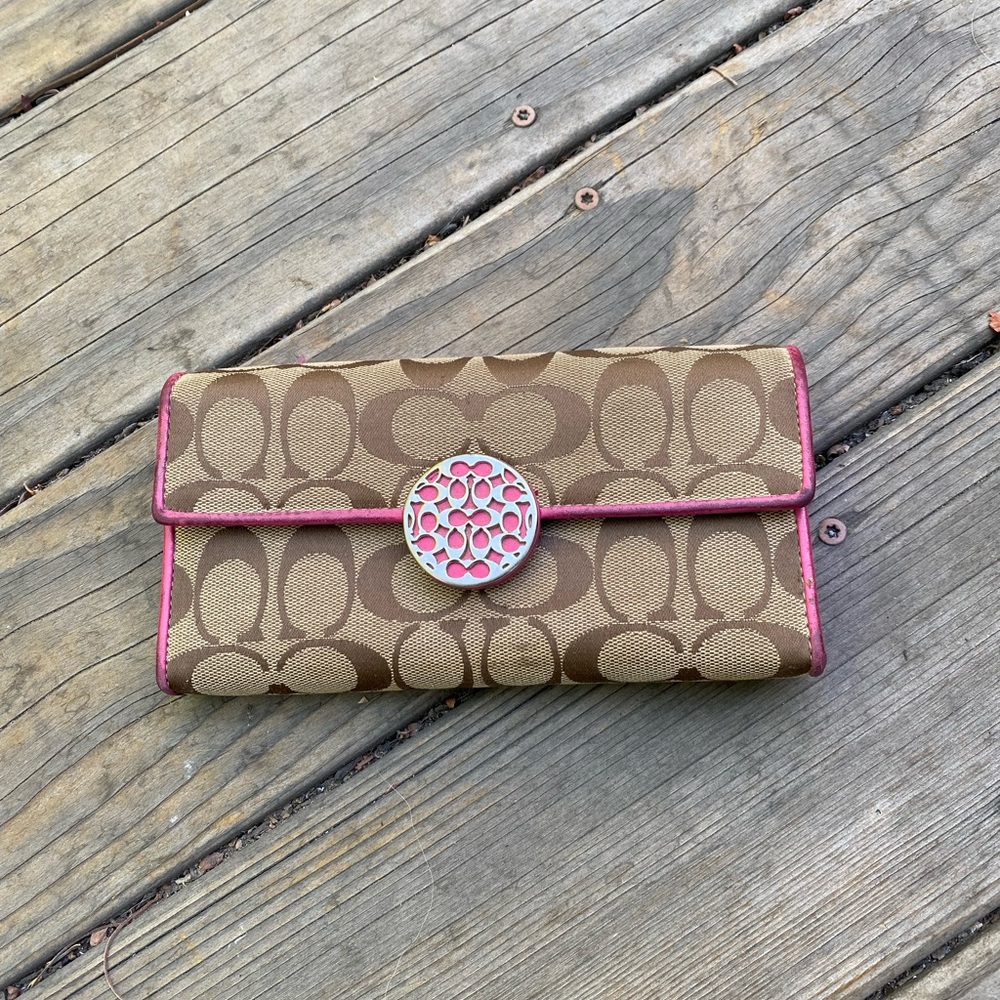 Coach wallet